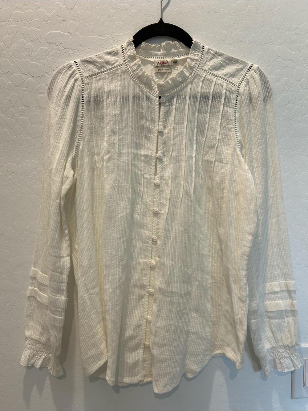 Faherty Cream Button-Front Pintuck Blouse